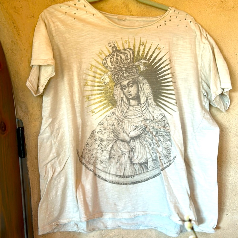 Magnolia Pearl Lady of Guadalupe tee shirt